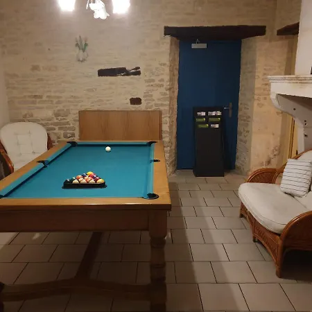 De La Vallee De La Suize 3*
